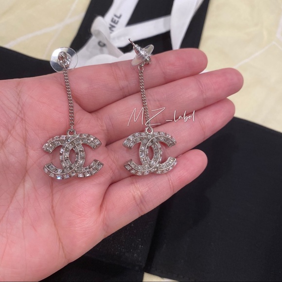 Chanel cc dangle 💯authentic - Picture 4 of 5